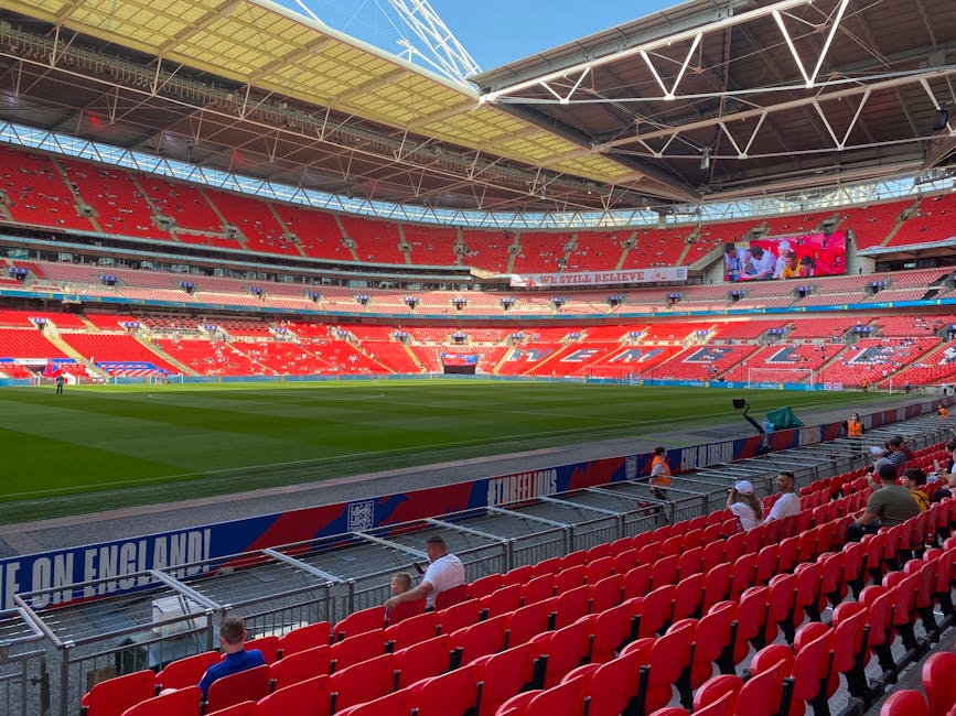England Face Early Pressure as Hodgson Prepares for a Challenging Euro 2026 Campaign